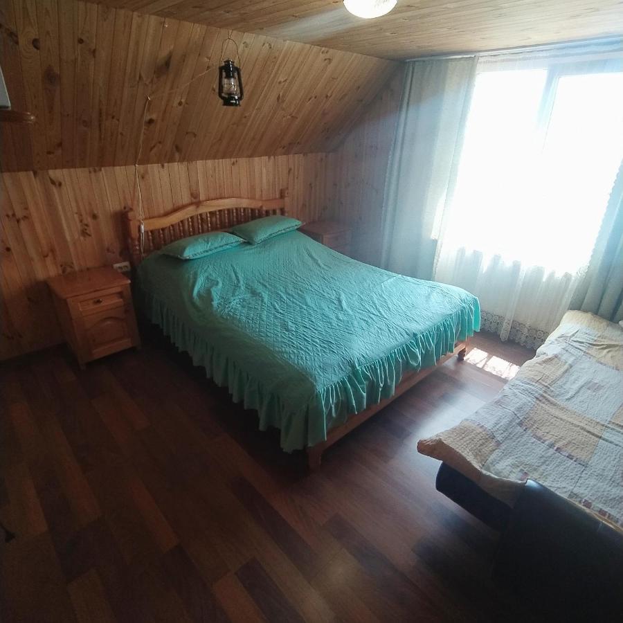Мальва Lazeshchyna Exterior foto